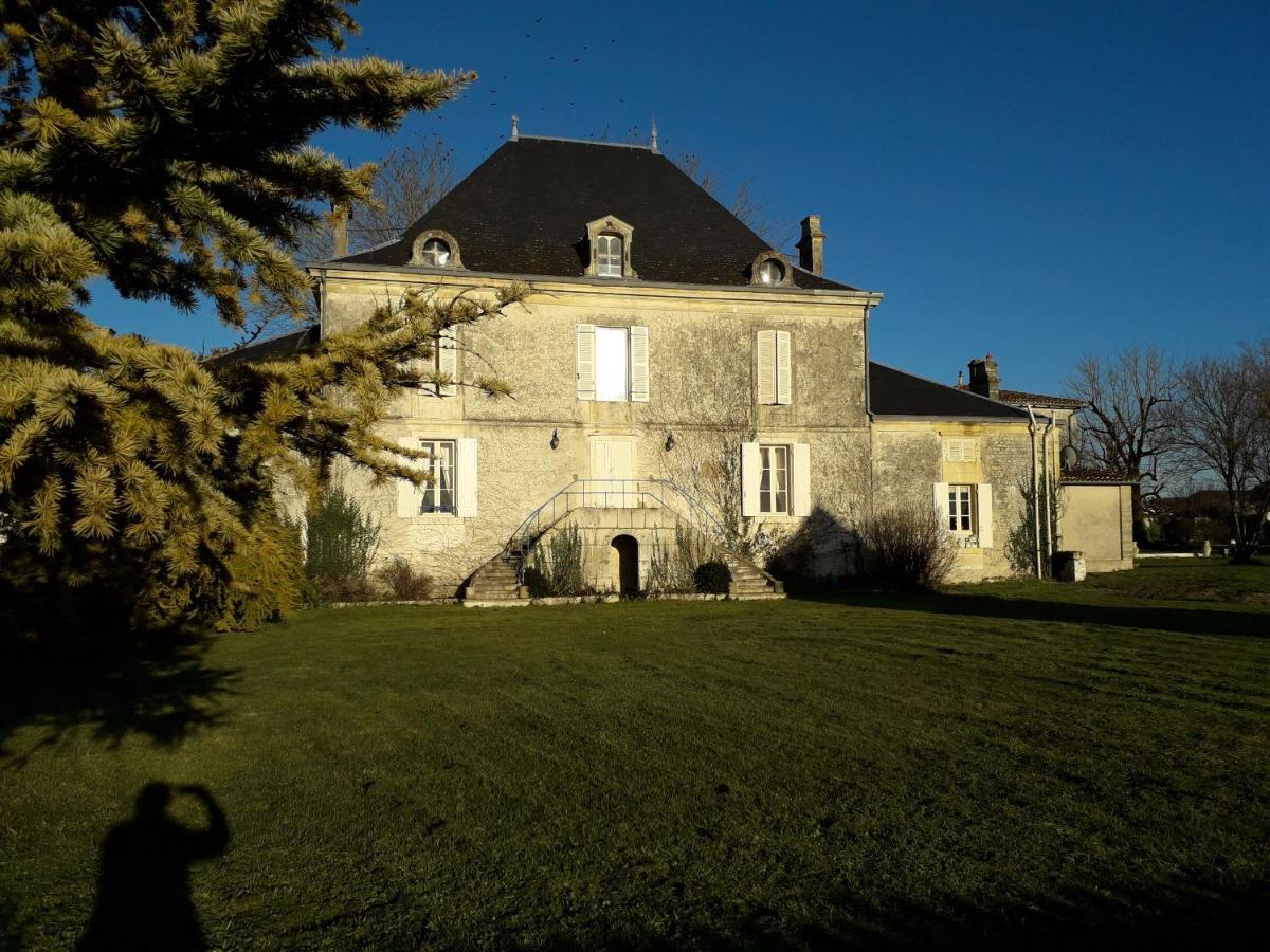 Chateau De Varaize 外观 照片
